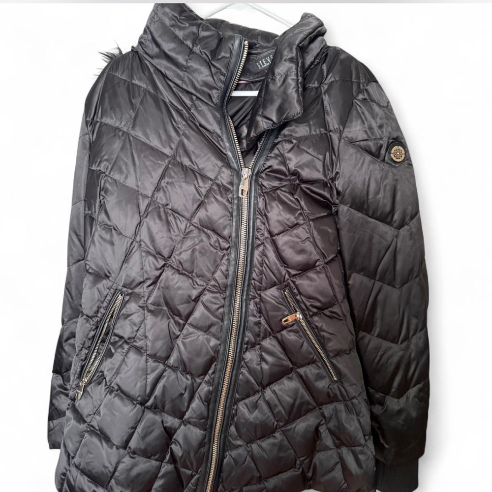 Steve Madden Black Quilted Jacket. NEW